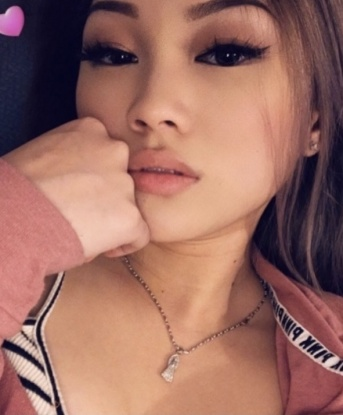 Анна, 23 года, 2 размер груди